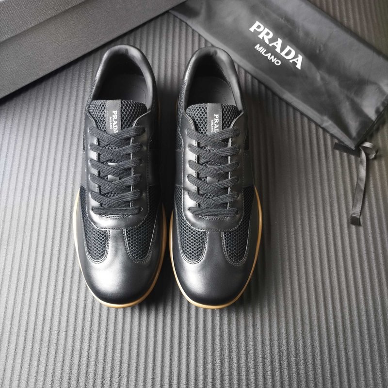 프라다 PRADA 클래식 캐주얼 운동화 001-227659