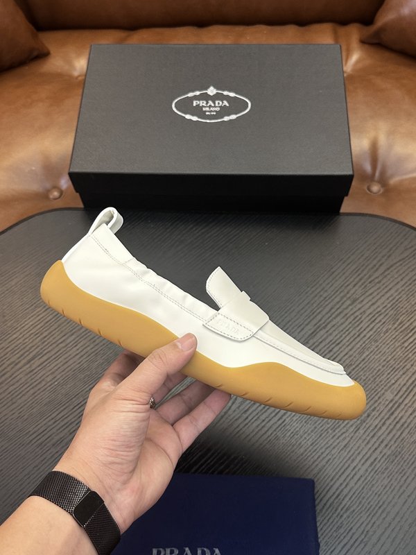 Prada 프라다 남성 나일론 운동화 001-227670