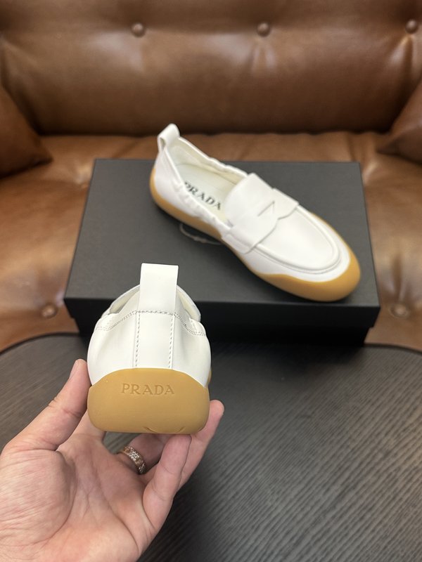 Prada 프라다 남성 나일론 운동화 001-227670