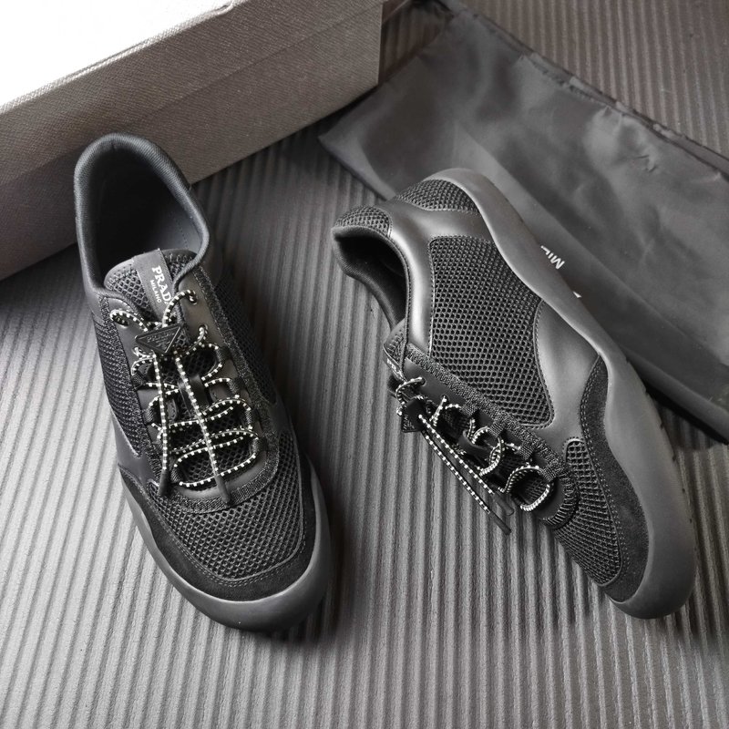 PRADA 프라다 클래식 캐주얼 운동화 001-227674