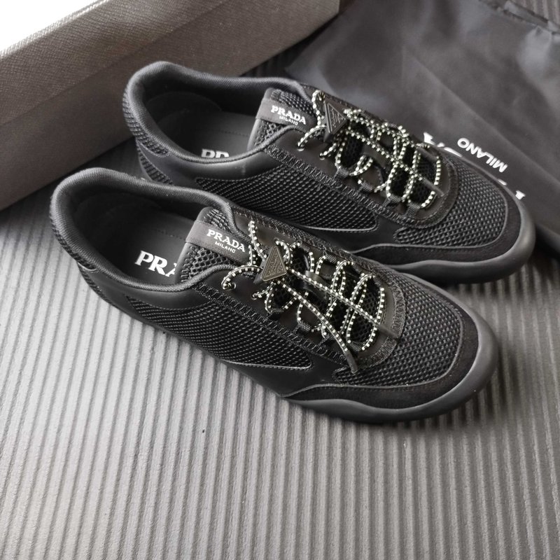 PRADA 프라다 클래식 캐주얼 운동화 001-227674