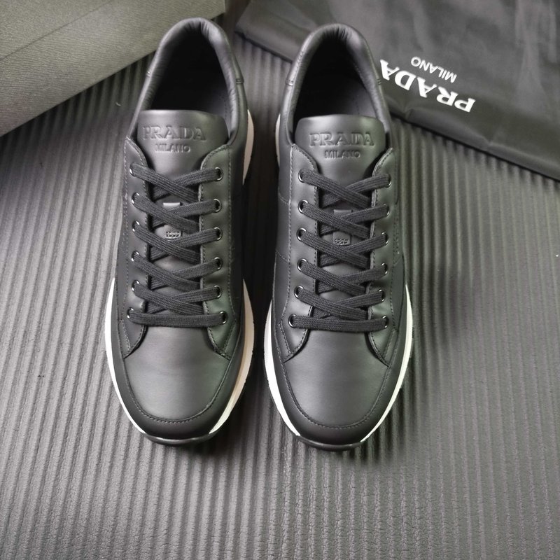 프라다 PRADA 블랙 가죽 운동화 001-227698