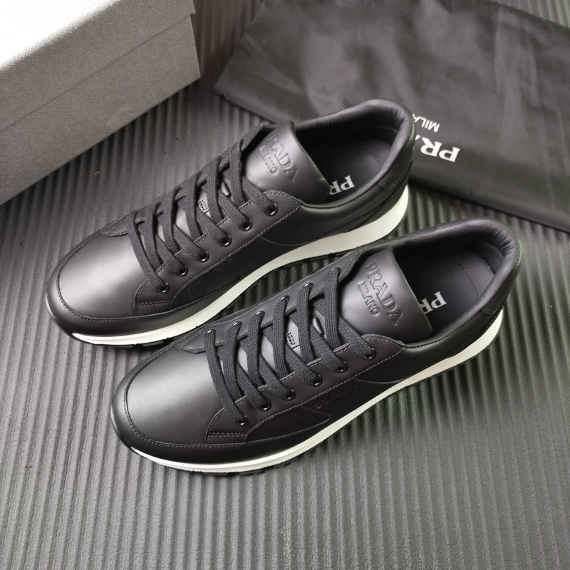 프라다 PRADA 블랙 가죽 운동화 001-227698