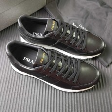 PRADA 블랙 캐주얼 스니커즈 001-227703
