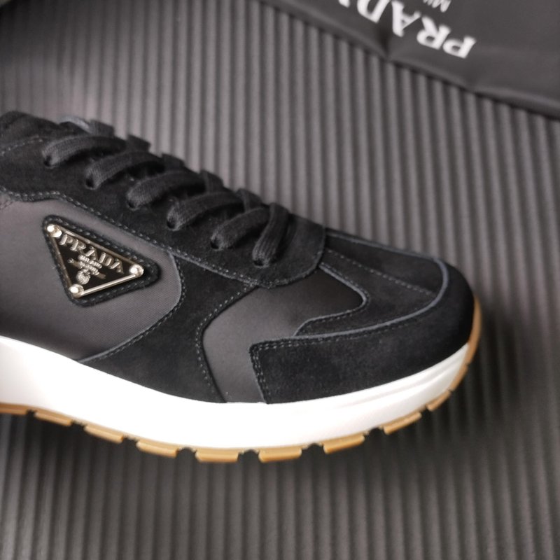 PRADA 프라다 검은색 패브릭 운동화 001-227706