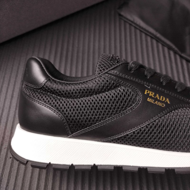 PRADA 블랙 캐주얼 운동화 001-227710
