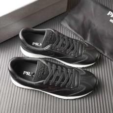 PRADA 블랙 캐주얼 운동화 001-227710