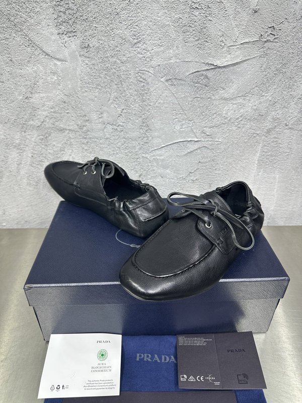 PRADA 레트로 남성 레이어드 캐주얼 가죽슈즈 001-227717