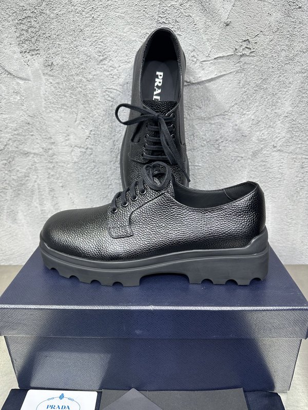 PRADA 춘추용 영국풍 비즈니스 레이스 더비슈즈 001-227722