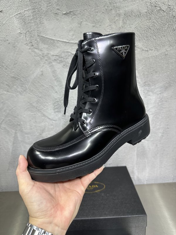 PRADA 레이스 업 가죽 나이트 부츠 001-227729