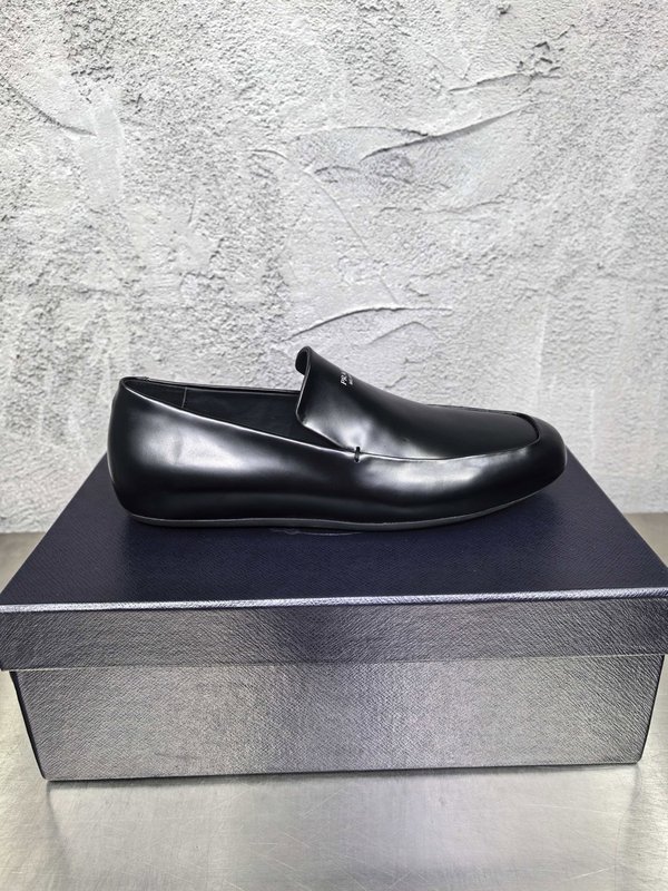 PRADA 남성 클래식 빈티지 몽크 로퍼 구두 001-227730
