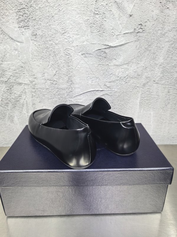 PRADA 남성 클래식 빈티지 몽크 로퍼 구두 001-227730