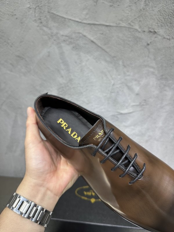PRADA 빈티지 남성 가죽 캡토우 뮬 슬리퍼 001-227738