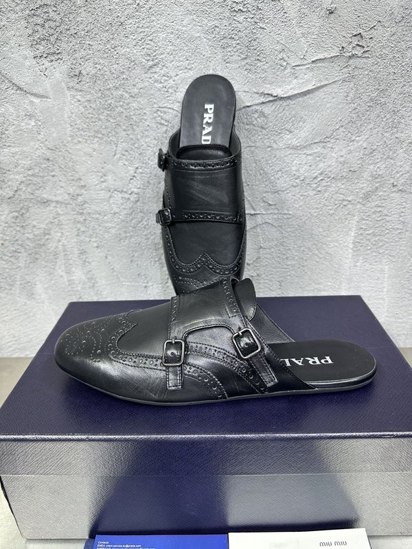 PRADA 남성 빈티지 가죽 태슬 뮬슈즈 001-227740