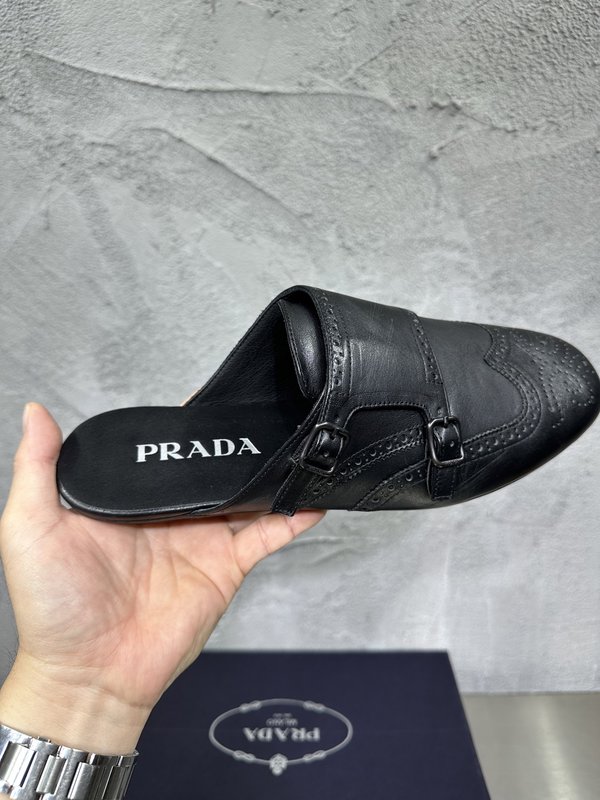 PRADA 남성 빈티지 가죽 태슬 뮬슈즈 001-227740