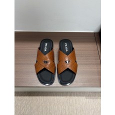 프라다 남성 크로코 엠보스 가죽 슬리퍼 001-227745