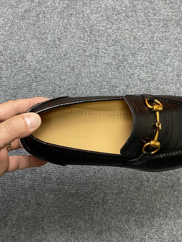 GUCCI 구찌 가죽 바닥 수입 소가죽 구두 001-227772