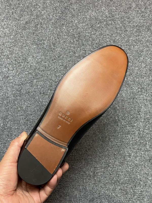 GUCCI 구찌 가죽 바닥 수입 소가죽 구두 001-227772