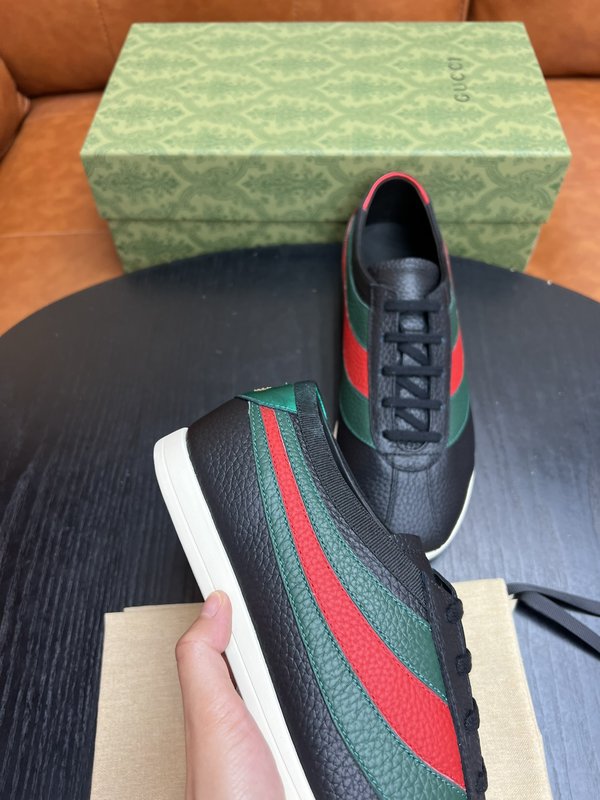 Gucci 빈티지 캐주얼 운동화 남성화 001-227775