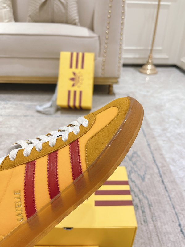 아디다스 x 구찌 Gazelle 운동화 001-227780