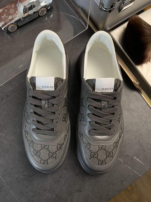 GUCCI 볼카노 그레이 쿠키슈즈 유니섹스 001-227818
