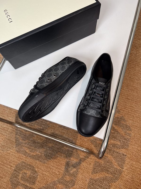 GUCCI 클래식 남성화 수입 가죽 더블 G 001-227821
