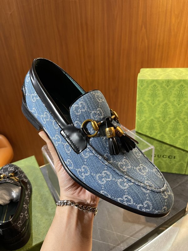 GUCCI 말비트 장식 남성 로퍼 001-227878
