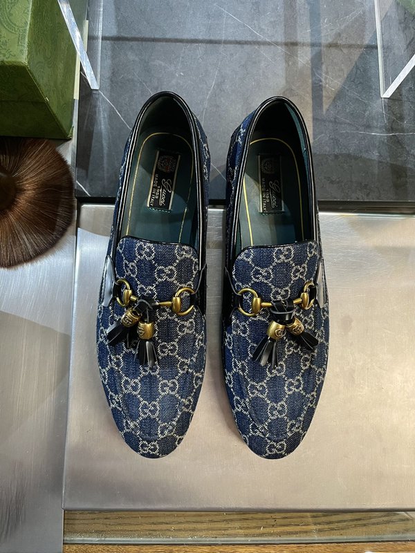 GUCCI 말비트 장식 남성 로퍼 001-227878