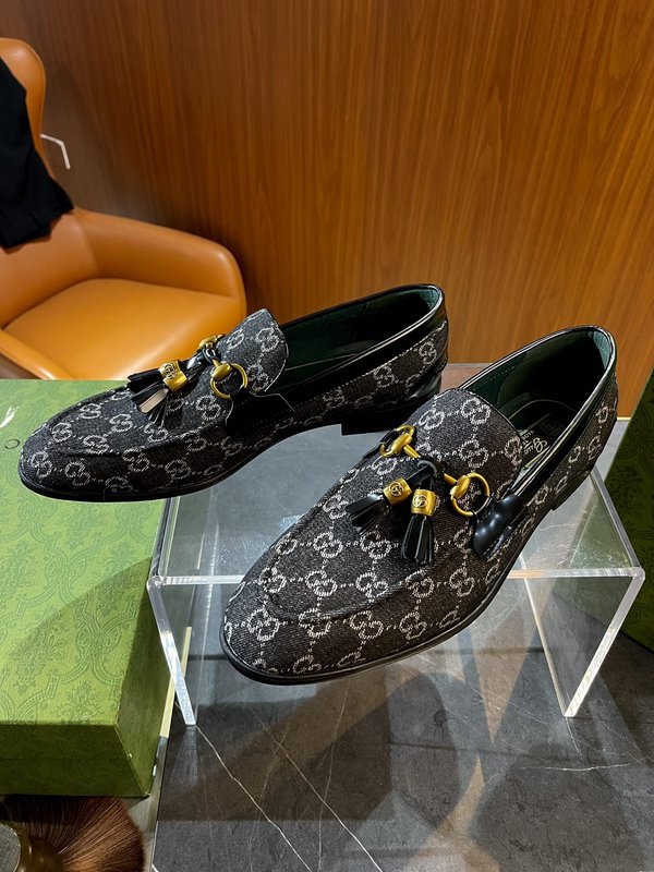 GUCCI 말비트 장식 남성 로퍼 001-227878