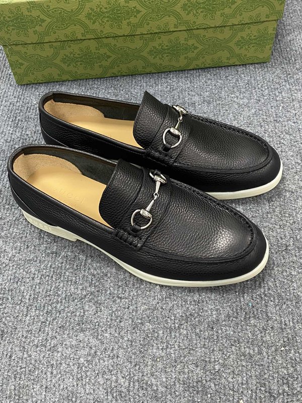 GUCCI 구찌 남성 블랙 캐주얼 슈즈 001-227880