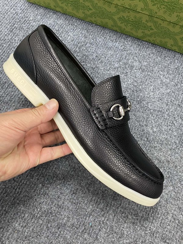 GUCCI 구찌 남성 블랙 캐주얼 슈즈 001-227880