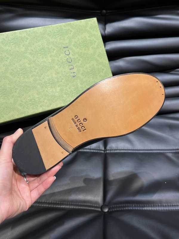 GUCCI 남성 정장 캐주얼 가죽 신발 001-227883