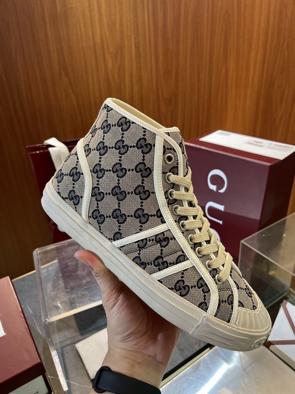 GUCCI 남성 리도 시리즈 GG 캔버스 운동화 001-227895