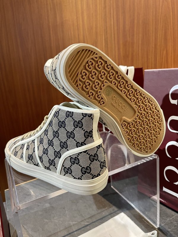 GUCCI 남성 리도 시리즈 GG 캔버스 운동화 001-227895