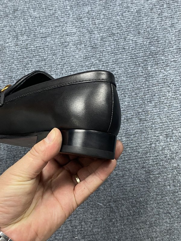 구찌 Gucci 하이엔드 수제 가죽 구두 001-227896