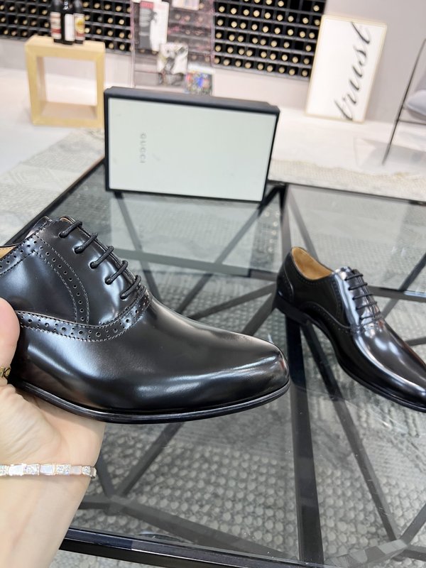 Gucci 구치 남성 가죽 구두 001-227921