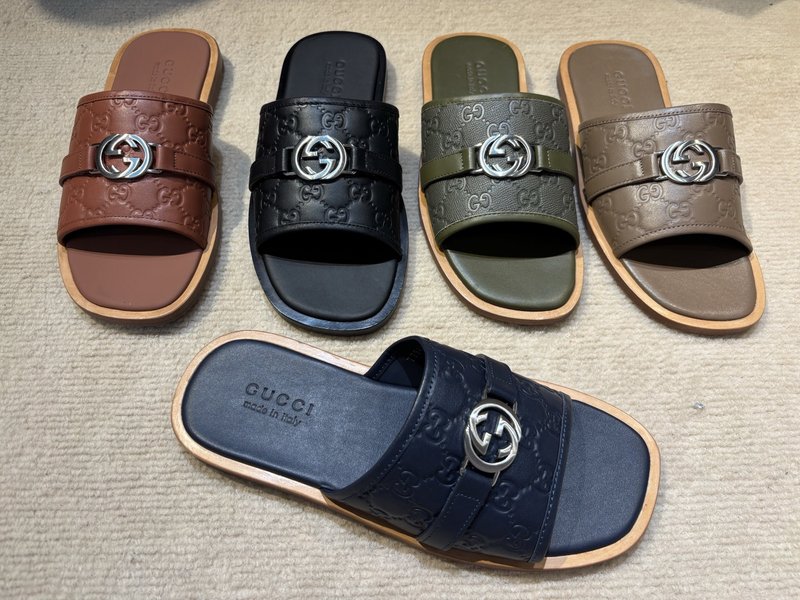 구찌 Gucci 남성 더블 G 로고 샌들 001-227979