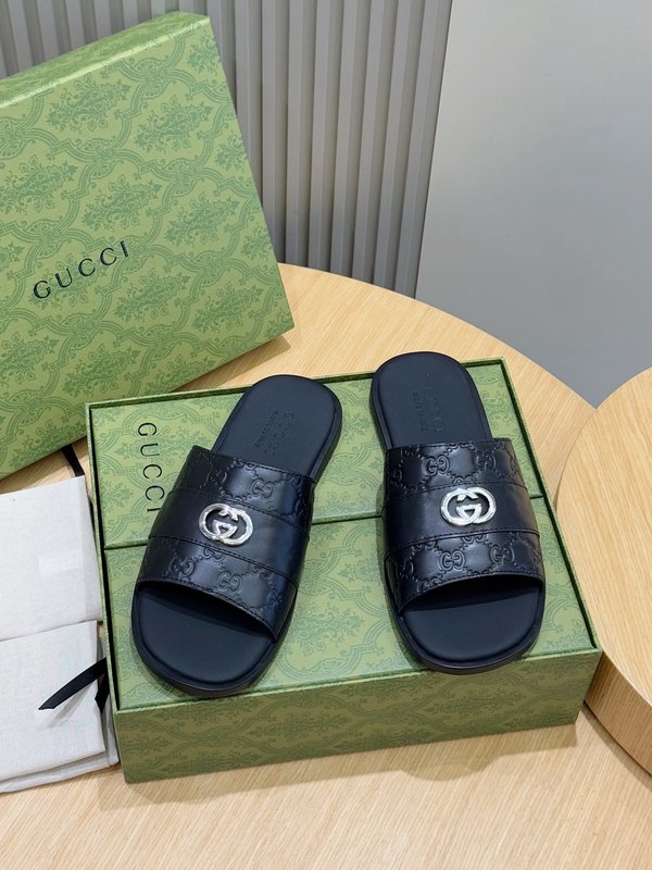 구찌 Gucci 남성 Lido 시리즈 더블 G 샌들 001-227995