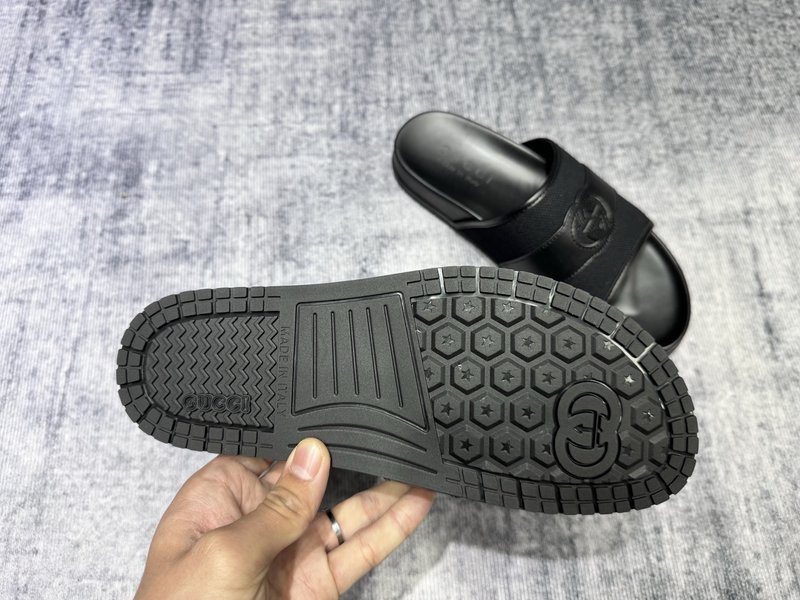 구찌 GUCCI 슬라이드 샌들 001-228007
