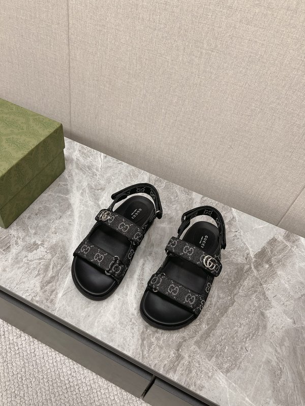 구찌 클래식 모노그램 커플 비치 샌들 001-228015