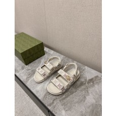 구찌 커플 클래식 올드플라워 비치 샌들 001-228030