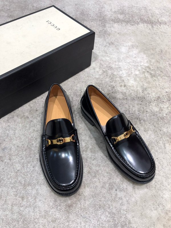 Gucci 신상 소가죽 개변주 로퍼 001-228047