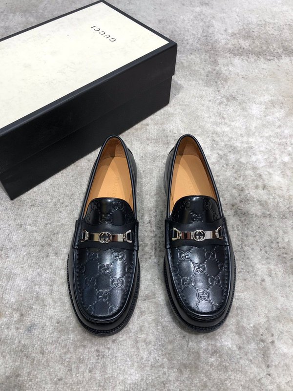 Gucci 신상 카운터 동기 가죽 로퍼 001-228048