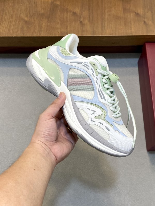 Gucci 구치 2.0 레트로 커플 운동화 001-228068