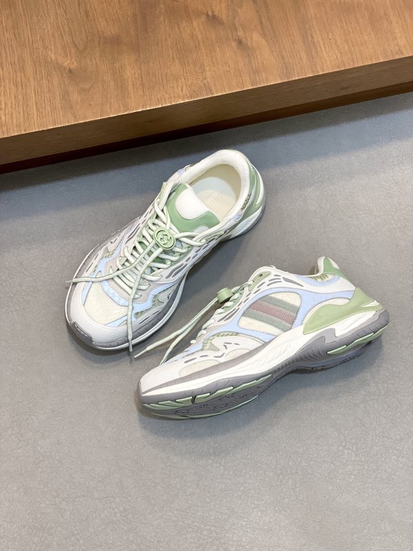Gucci 구치 2.0 레트로 커플 운동화 001-228068