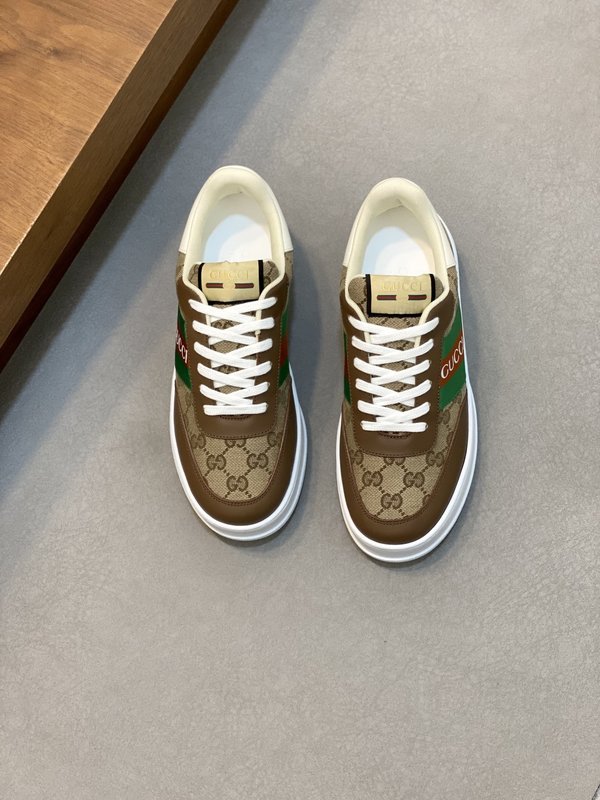 Gucci 구치 나파 가죽 자수 스니커즈 001-228085