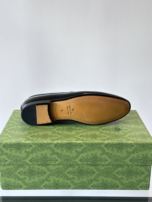 Gucci 남성 소 가죽 캐주얼 구두 001-228106