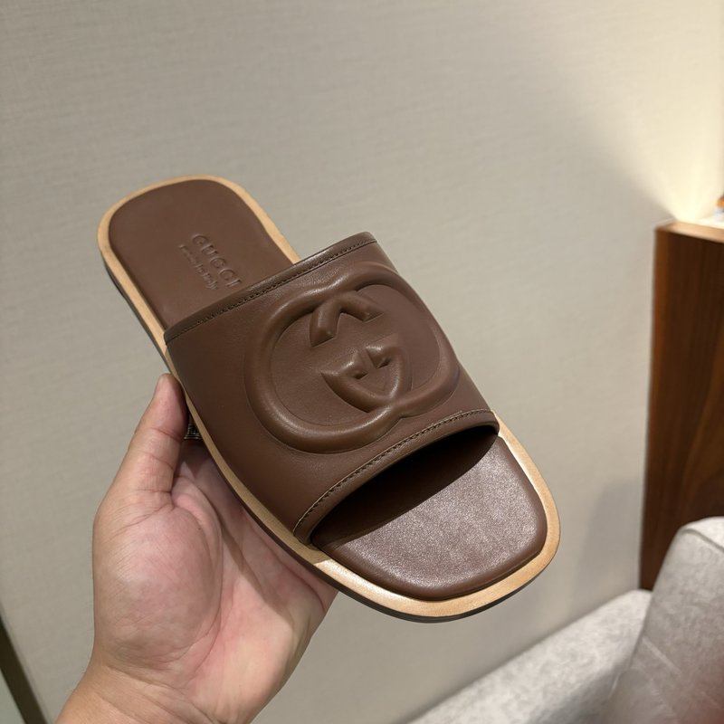 GUCCI 전체 가죽 슬라이드 샌들 001-228164