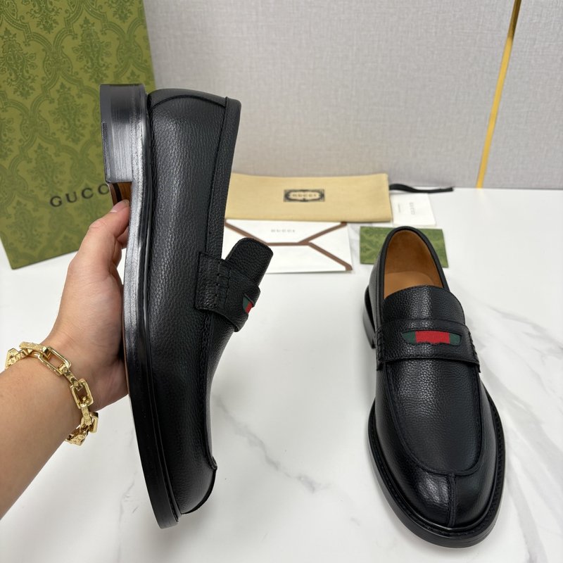 GUCCI 남성 심플 로퍼 구두 001-228170