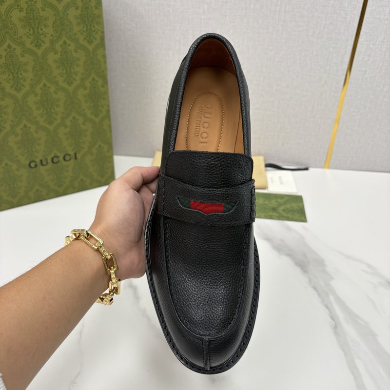 GUCCI 남성 심플 로퍼 구두 001-228170